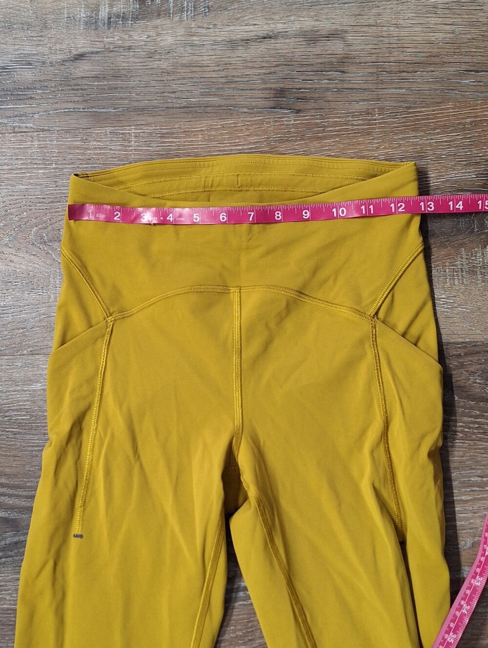 Lululemon Athletica High-Rise Side Pocket Leggings in Auric Gold, Small - Picture 8 of 11